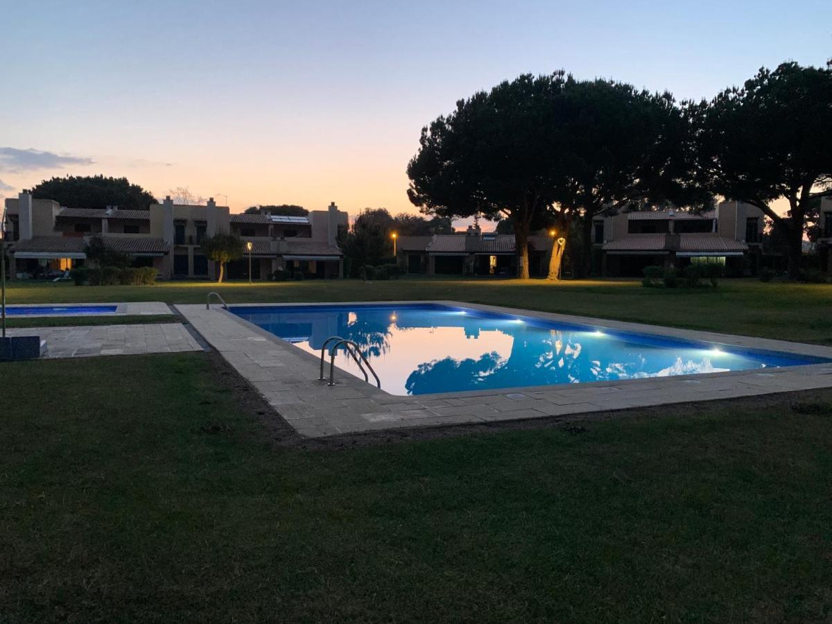 Casa De Ferias Com Piscina - Condominio Vilamouratenis Exterior foto